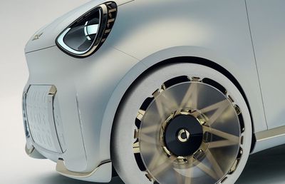 Conceptul care a surprins pe toată lumea » Imagini cu mașina care măsoară doar 2,79 metri lungime