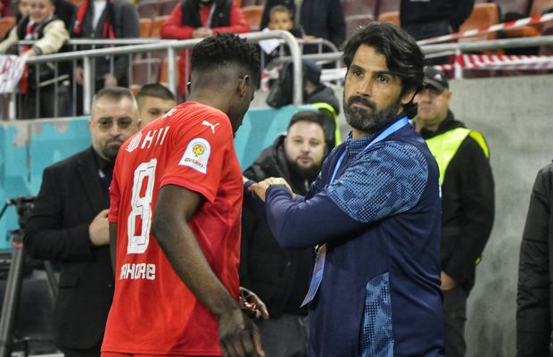 Mai rar așa ceva! Filipe Coelho i-a așteptat pe jucătorii lui Dinamo în gura tunelului » Ce a urmat nu s-a văzut în România!