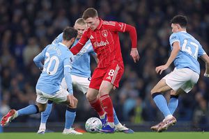 Manchester United vrea să facă transferul verii » Miliardarul controversat cere 145 de milioane de euro