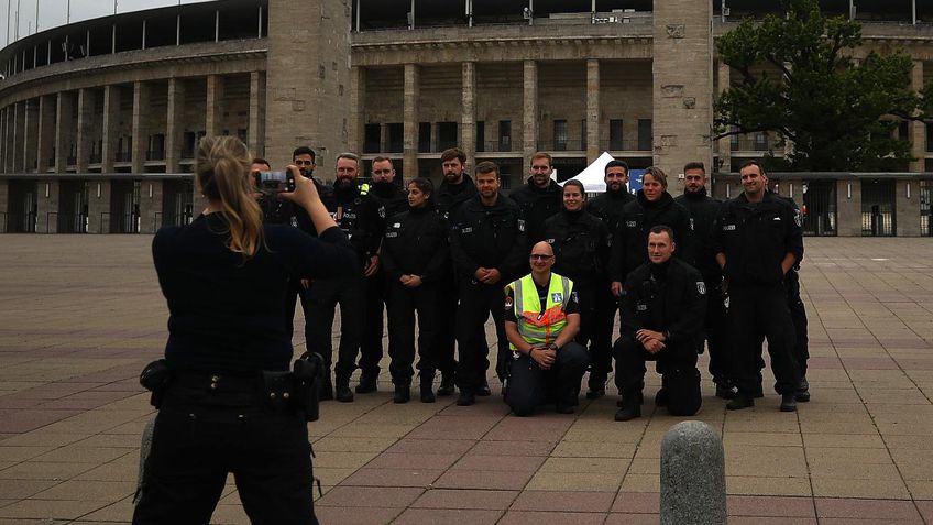 Poza pentru care Poliția din Berlin a fost criticată
