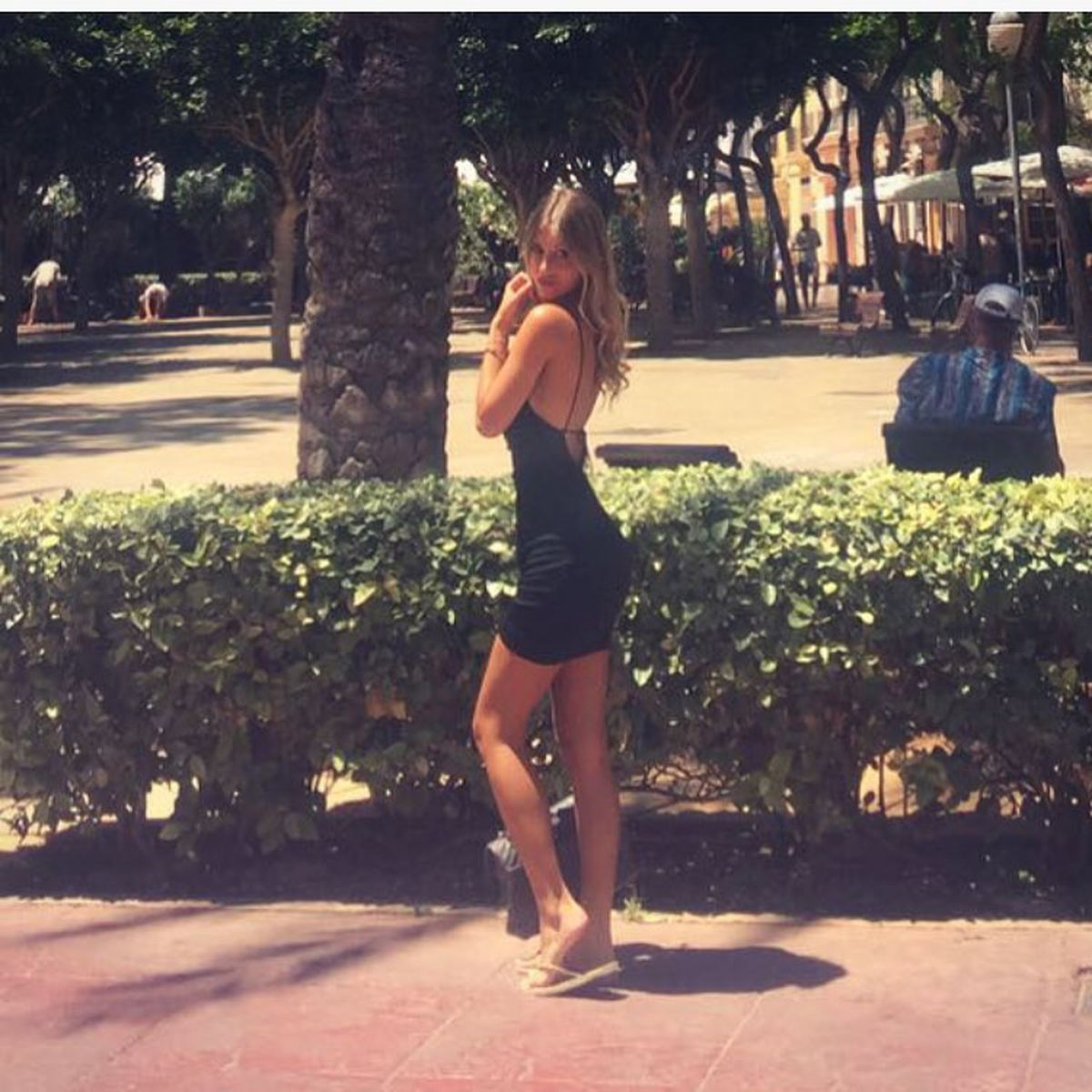 Incredibil: soția unui star de la Arsenal, prinsă cu o armă pe aeroport! Cum se apără femeia