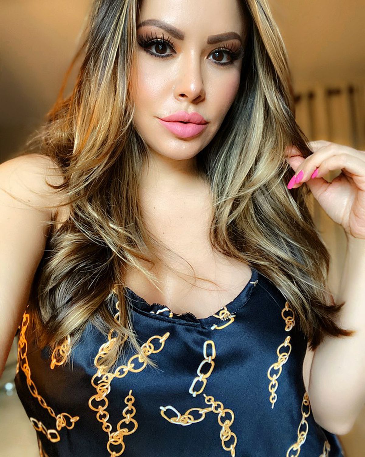 FOTO Alice Vasquez, bunica din California care e instructor de yoga și arată fabulos! Admiratorii au rămas cu gura căscată când au auzit că are nepoți