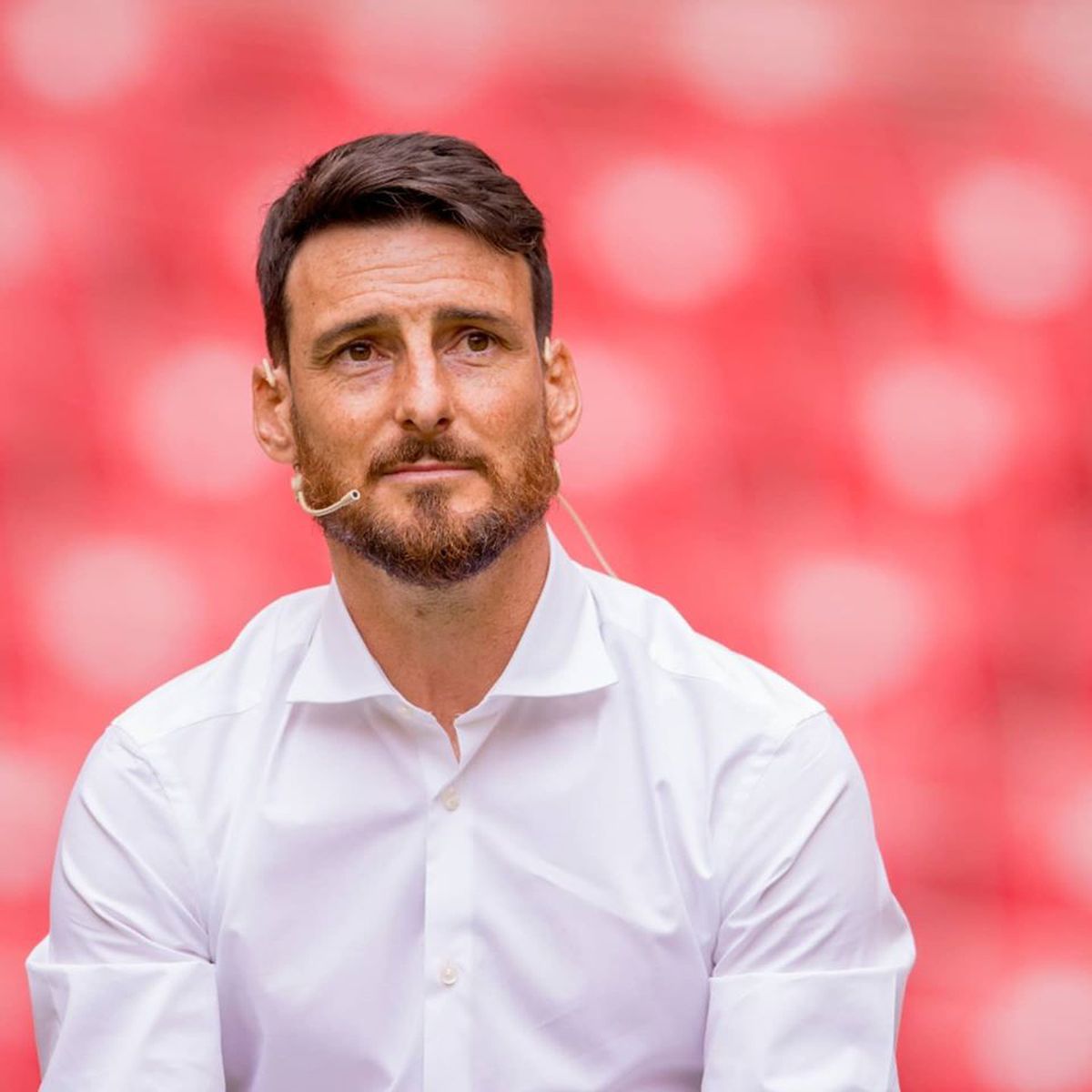 ATHLETIC BILBAO // VIDEO+FOTO Retragere tristă pentru Aritz Aduriz » Un San Mamés pustiu și colegii aplaudându-l de la distanță
