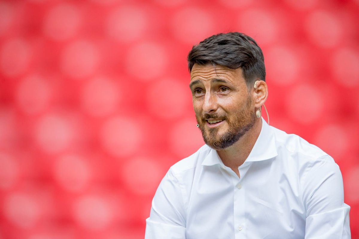 ATHLETIC BILBAO // VIDEO+FOTO Retragere tristă pentru Aritz Aduriz » Un San Mamés pustiu și colegii aplaudându-l de la distanță