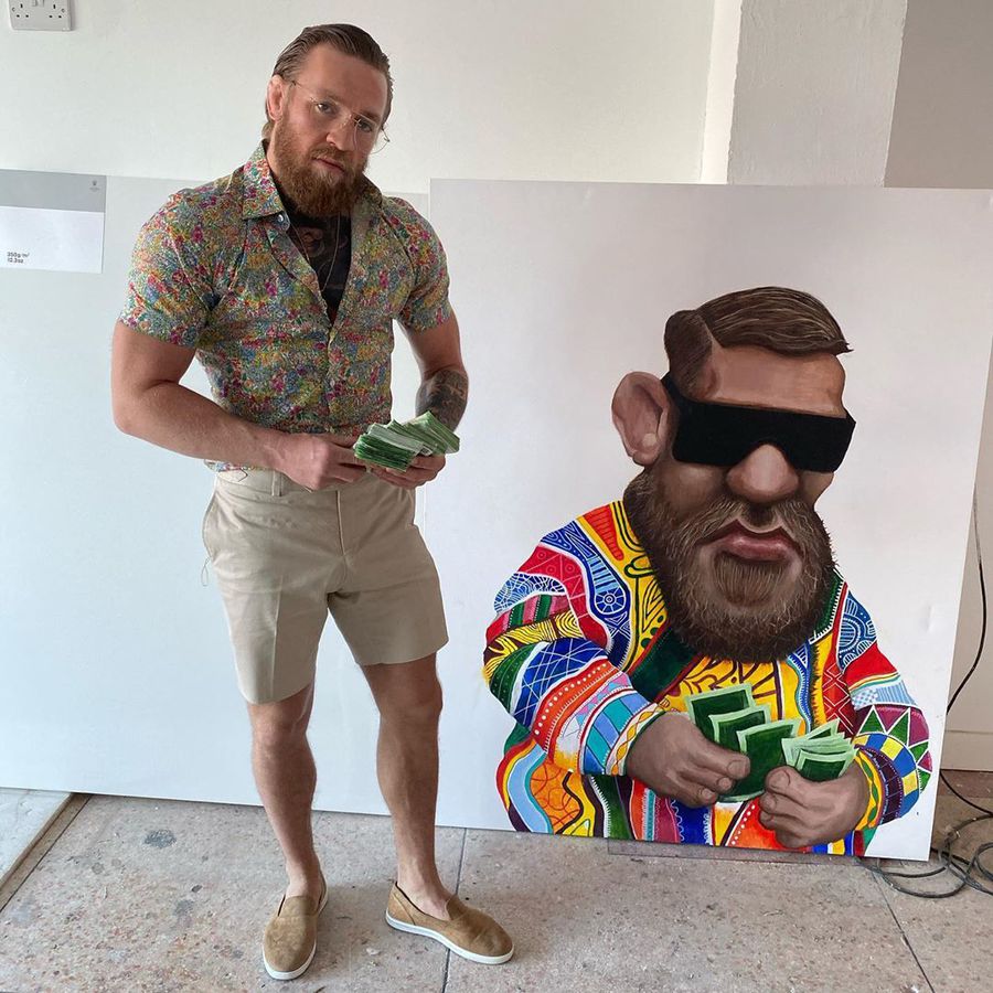 Conor McGregor, cel mai mare dușman al modestiei :D Starul UFC, surprins în timp ce își numără teancul de bani: „Îmi place viața mea”