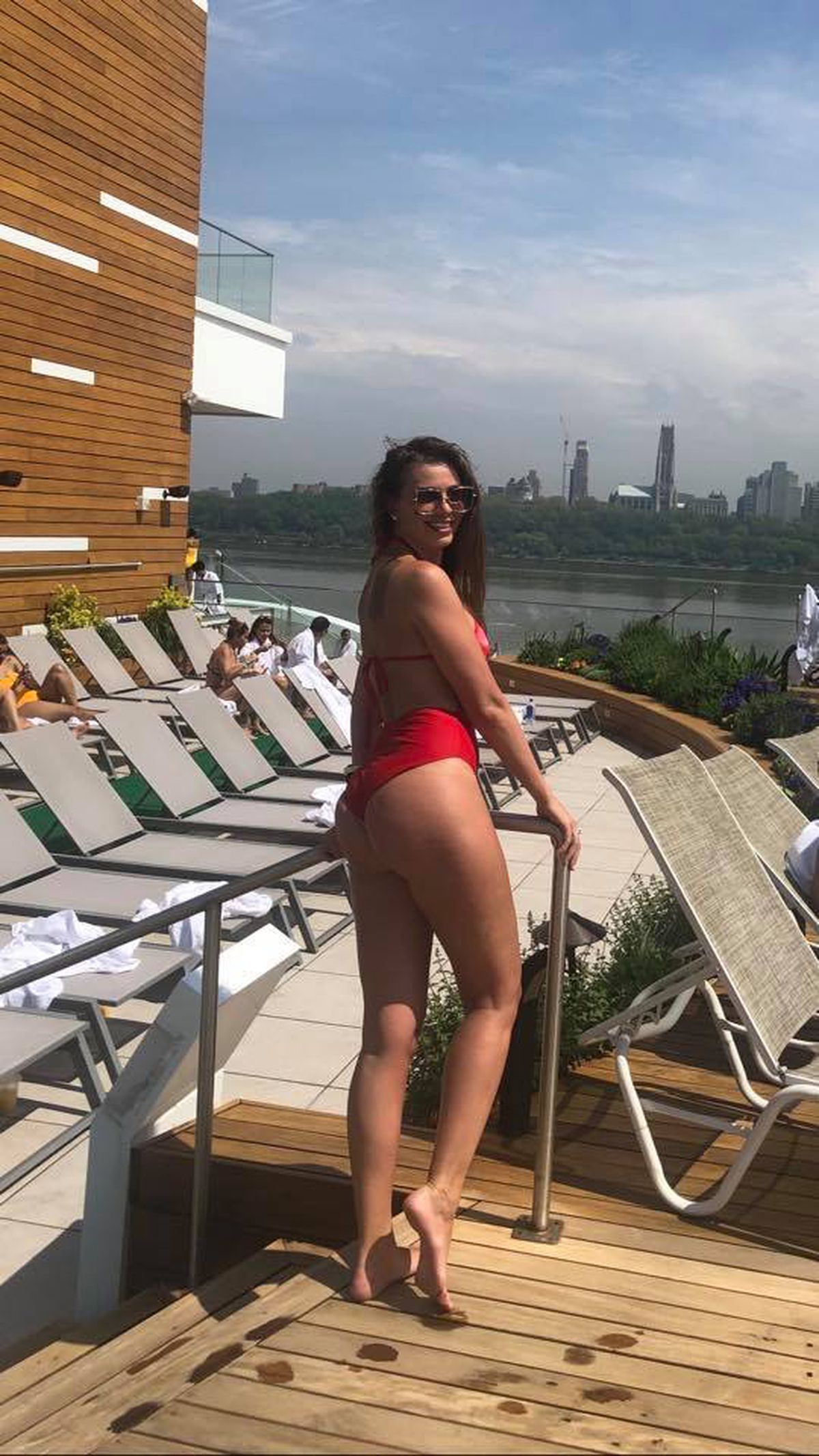 S-a iubit cu „Prințul” Cristea și cu un alt internațional român, iar acum e milionară la New York