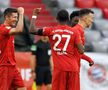 Robert Lewandowski (stânga) a marcat golul de 3-0 în Bayern - Frankfurt  // FOTO: Guliver/GettyImages