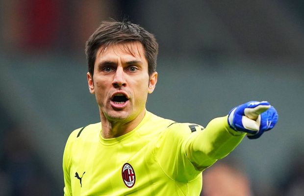 Tătărușanu pleacă de la AC Milan pentru a fi rezervă la altă superechipă de Serie A? Sau alege noua trupă a lui Berlusconi?