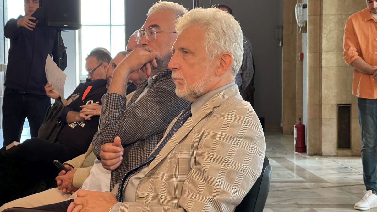 O oră în Olimp » Cartea „Fotbal minut cu minut” a fost lansată. De miercuri, 25 mai, la chioșcuri cu Gazeta Sporturilor!