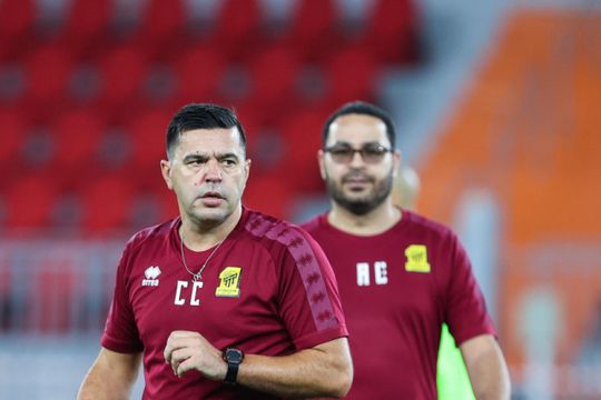 Ce au făcut stranierii » Cosmin Contra a pierdut derby-ul și are emoții pentru titlu