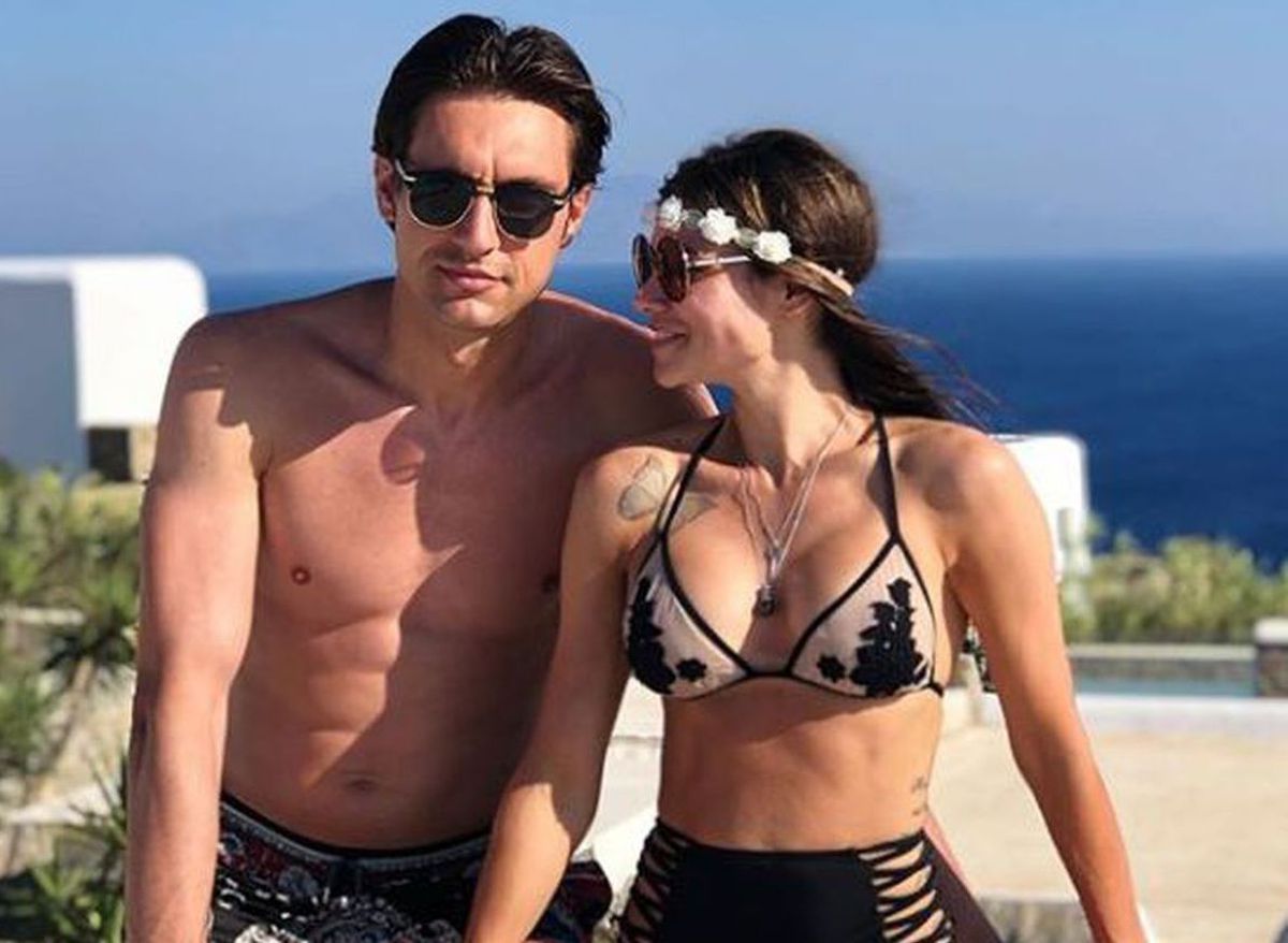 Ciprian Tătărușanu se căsătorește cu iubita sa, Antoaneta. Vila luxoasă în care fac nunta