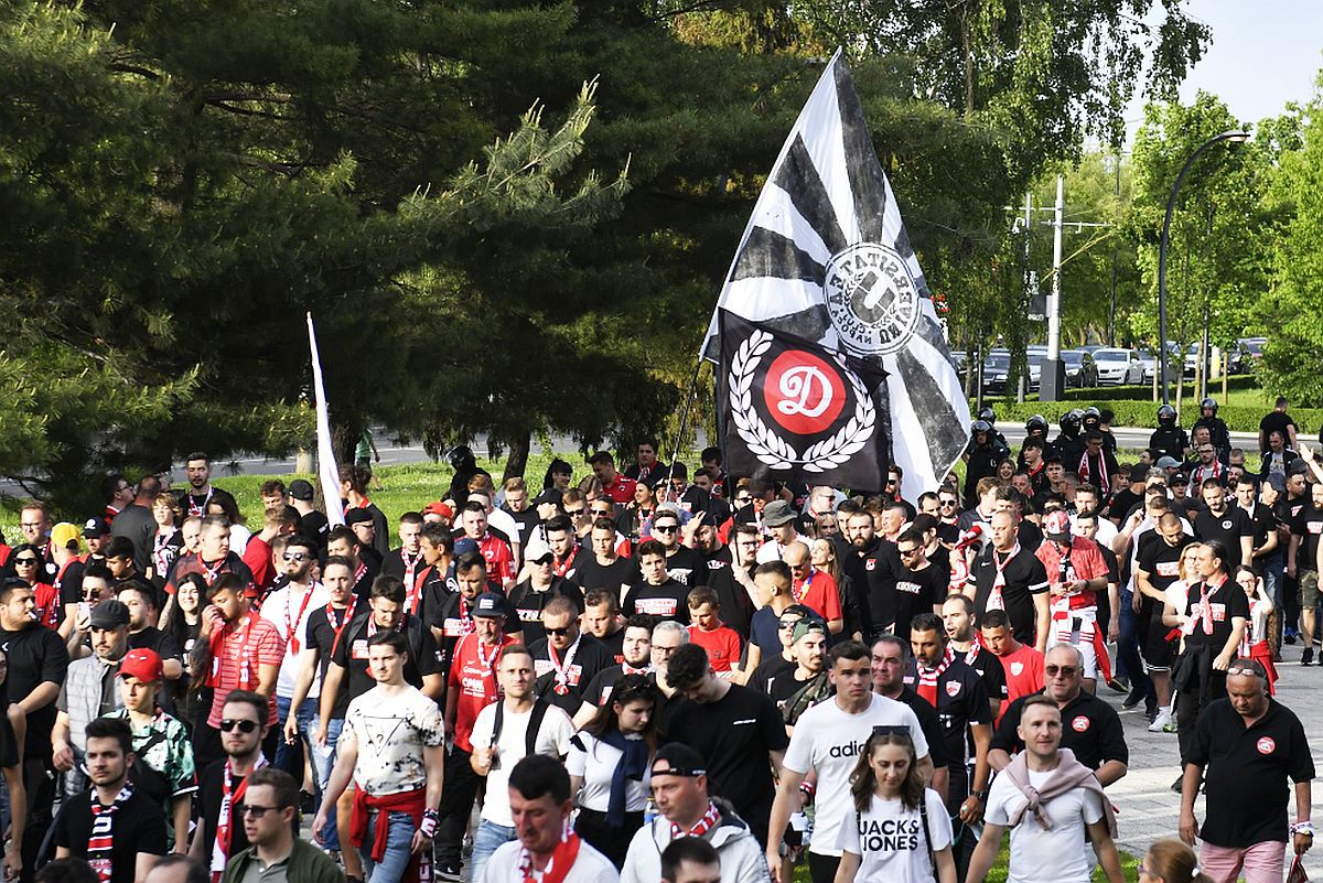 Mizerie pe străzi, pagube la stadion » Urmările meciului dintre U Cluj și Dinamo