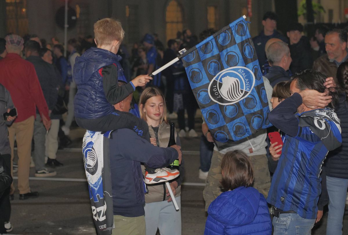 Sărbătoarea fanilor celor de la Atalanta, după triumful din Europa League / 23.05.2024