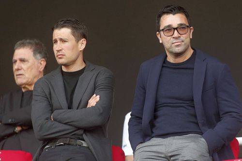 Directorul sportiv Deco (dreapta) și coordonatorul Academiei Barcelonei, Bojan, au fost negociatorii trimiși la Londra să-l aducă pe Flick. Foto: Imago Images