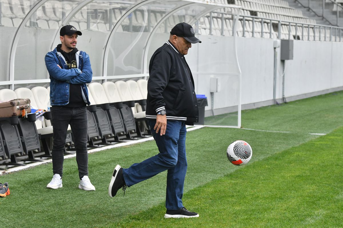 Trei apariții RARE în spațiul public, la antrenamentul de azi al „Generației de Aur” » Au făcut istorie pentru Steaua și Dinamo în anii '90