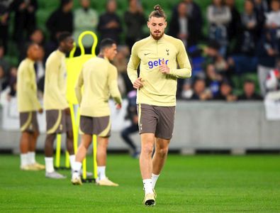 Radu Drăgușin pleacă de la Tottenham după 6 luni?! Presa din Italia, anunț ȘOC despre un transfer în vară