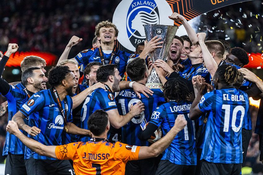 Jucătorii bergamasci sărbătoresc succesul din Europa League. Sursă foto: Imago