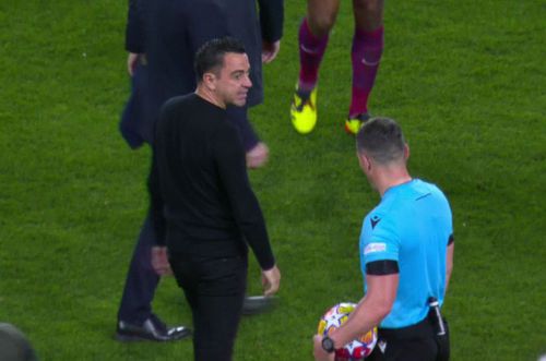 Xavi a trecut cu greu peste deciziile de arbitraj luate de Istvan Kovacs în Barcelona - PSG