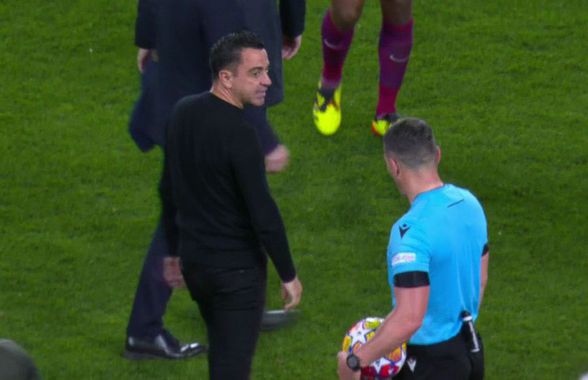 UEFA a luat decizia în cazul lui Xavi » Ce pedeapsă a primit după scandalul făcut în fața lui Istvan Kovacs