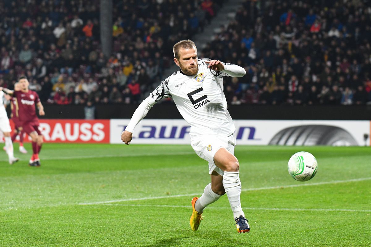 Iată primul transfer al lui Dan Petrescu! CFR Cluj s-a înțeles cu un fotbalist de națională