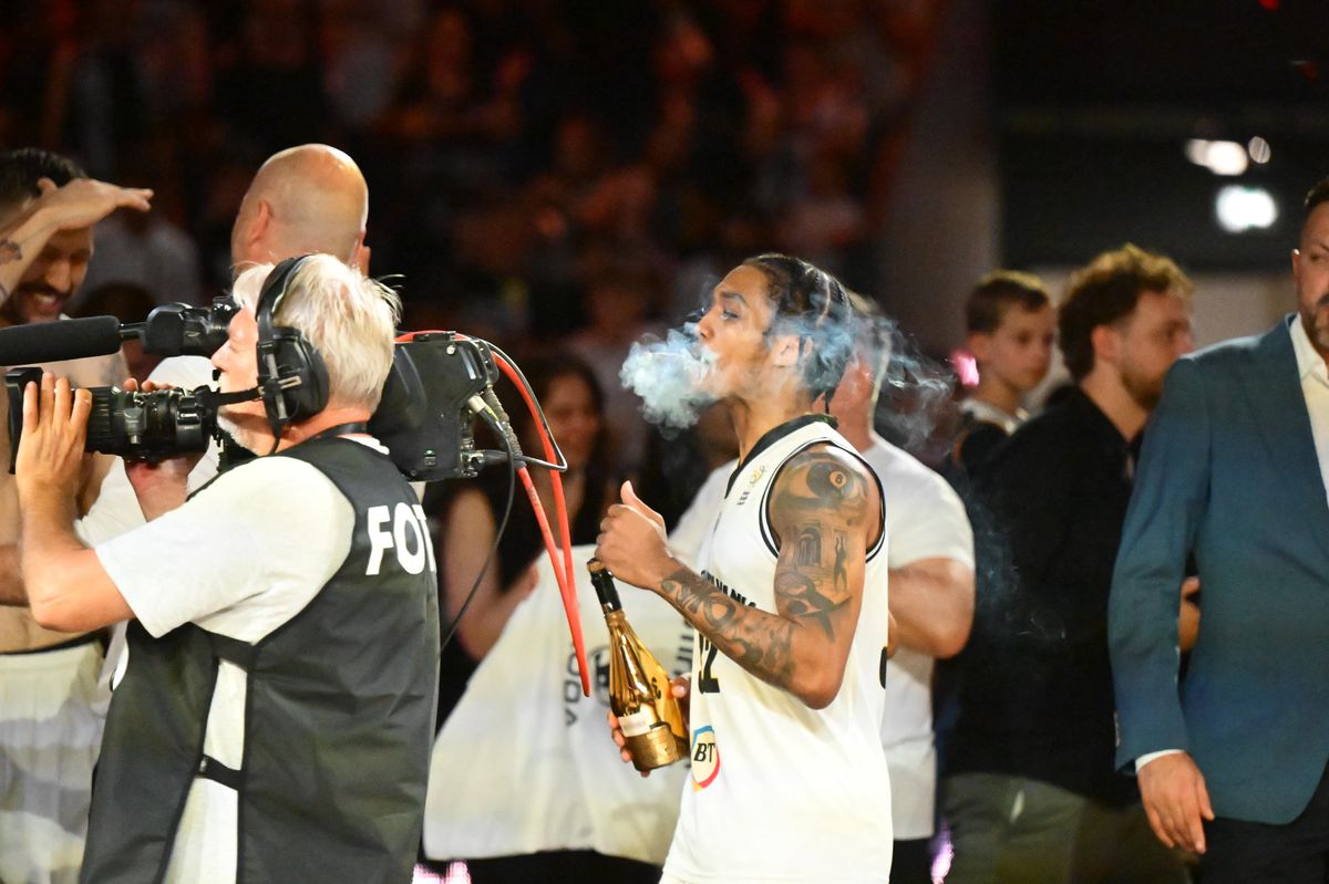 U-BT Cluj-Napoca a devenit campioana României pentru a patra oară la rând, într-o atmosferă senzațională