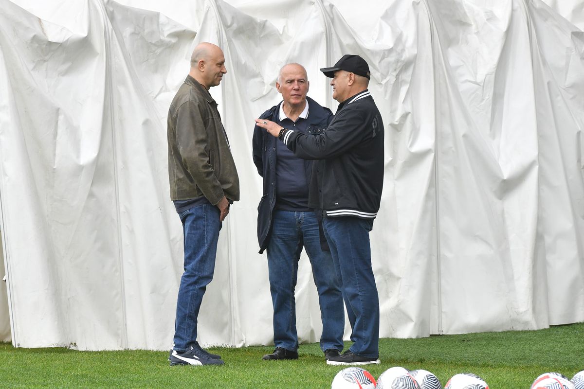 Trei apariții RARE în spațiul public, la antrenamentul de azi al „Generației de Aur” » Au făcut istorie pentru Steaua și Dinamo în anii '90
