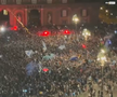 Imagini senzaționale de la Napoli » NEBUNIE în oraș în ziua în care clubul a luat al patrulea titlu din istorie