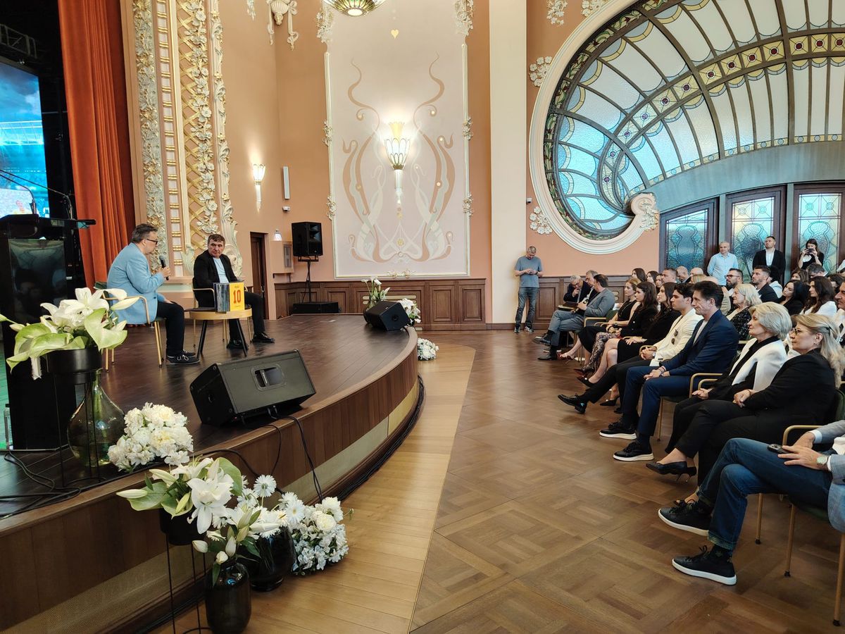 Gheorghe Hagi lansare carte Constanța