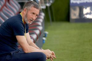 Mihai Stoica, împietrit de durere: „Mi-ai dat calmante și n-am fost atent la ce mi-ai zis…”