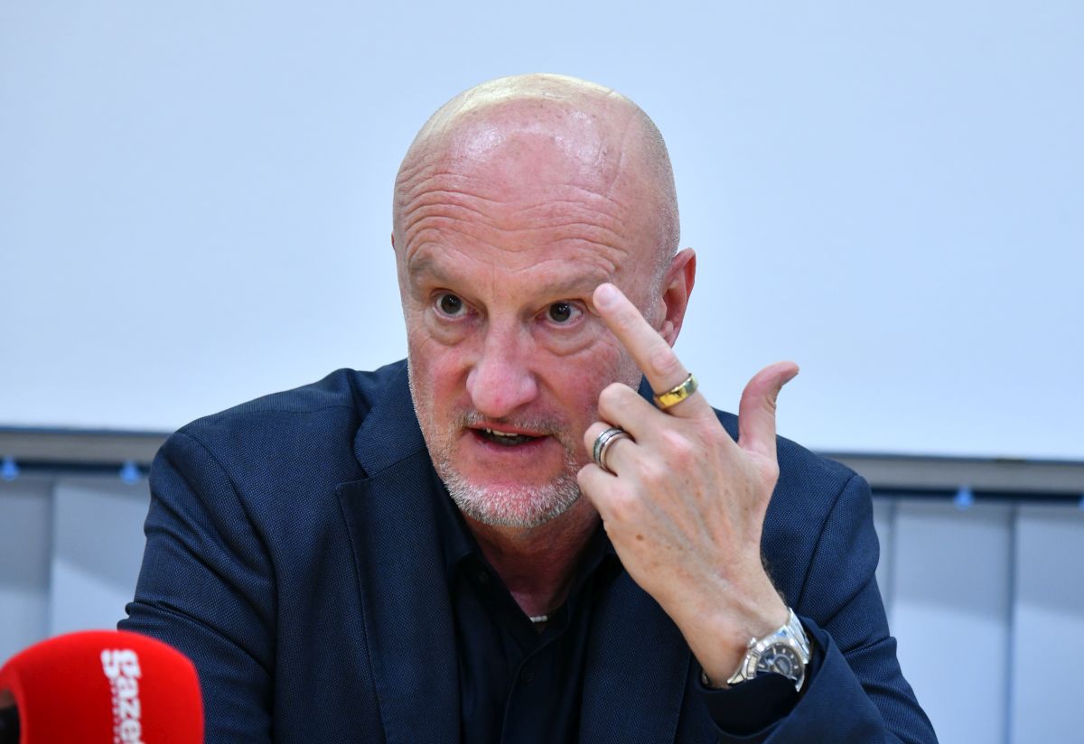 Marco Rossi, selecționerul Ungariei, interviu de la Budapesta » Enciclopedie! Cunoștințe formidabile din fotbalul românesc: „El e top, top, top! Un bun prieten” + Cum i-a descris pe Il Luce și pe Hagi: „Imediat după Maradona”