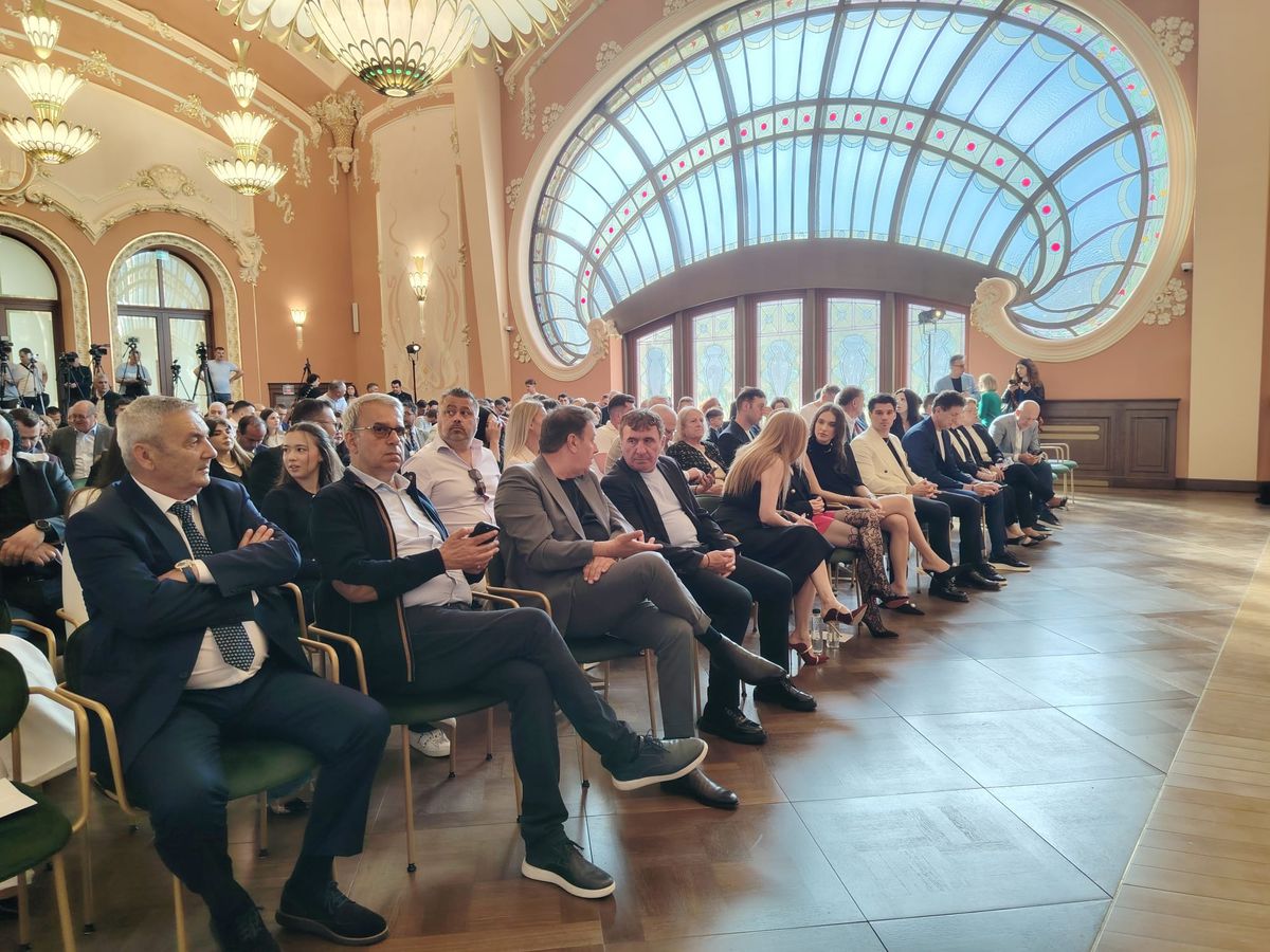 Gheorghe Hagi lansare carte Constanța