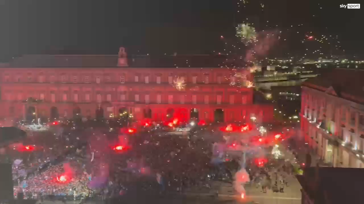 Napoli este campioana Italiei! NEBUNIE pe stadionul „Diego Armando Maradona” și în tot orașul
