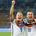 Lukas Podolski (dreapta) se retrage din fotbal / foto: Imago Images