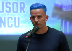 Bancu, precum Rațiu! Căpitanul Craiovei a apărut cu părul albastru la ceremonia de la Primărie » Ce le-a transmis Lia Olguța Vasilescu campionilor României