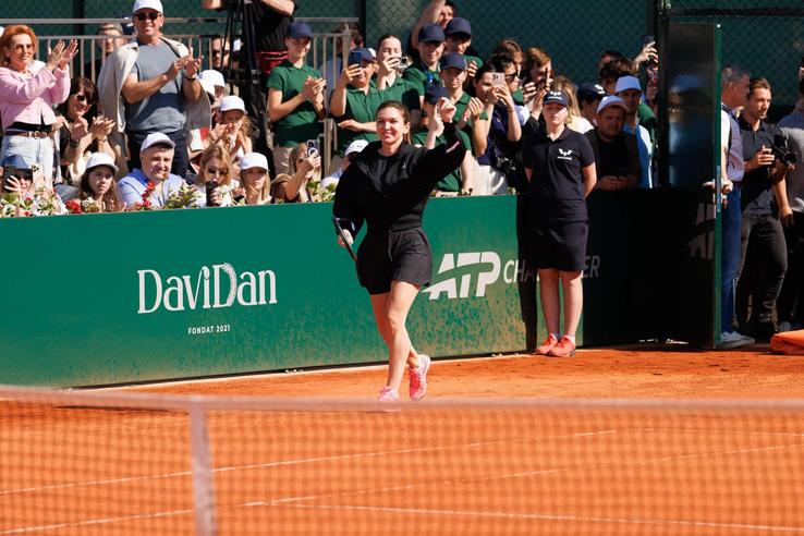 Simona Halep, la inaugurarea Centrului Național de Tenis din Republica Moldova/Foto: Ceslav Ciuhrii