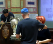 Nicușor Bancu a apărut cu părul albastru la ceremonia de la Primărie // Captură FOTO Facebook @Universitatea Craiova