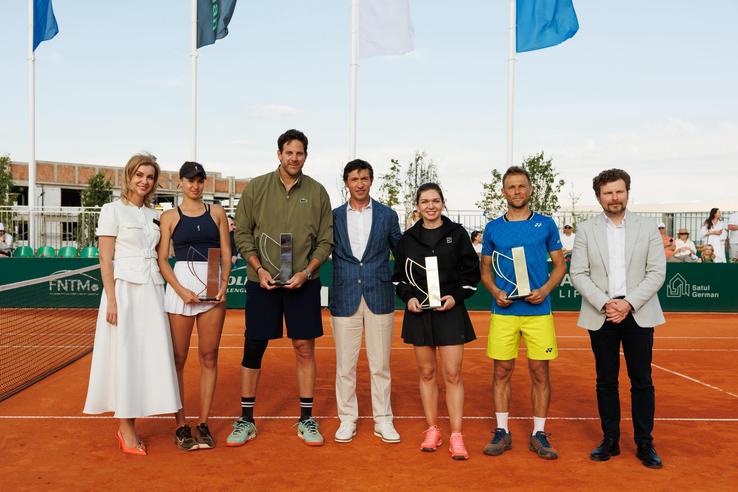 Simona Halep și Juan Martin del Potro, la inaugurarea Centrului Național de Tenis din Republica Moldova/Foto: Ceslav Ciuhrii
