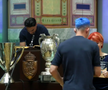 Nicușor Bancu a apărut cu părul albastru la ceremonia de la Primărie // Captură FOTO Facebook @Universitatea Craiova