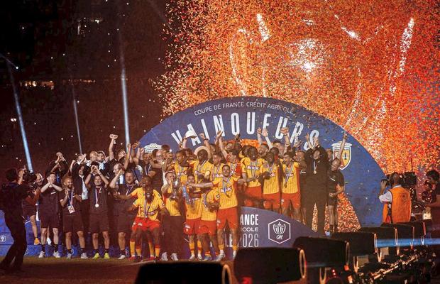 Revelația sezonului a câștigat prima cupă din istoria de 120 de ani a clubului