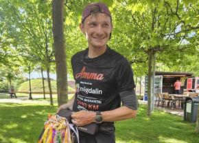 Adrian Șovea, lovit de o mașină în timpul cursei caritabile de 2.800 km » Ultramaratonistul a ajuns la spital cu fracturi multiple