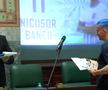 Nicușor Bancu a apărut cu părul albastru la ceremonia de la Primărie // Captură FOTO Facebook @Universitatea Craiova