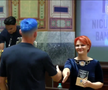 Nicușor Bancu a apărut cu părul albastru la ceremonia de la Primărie // Captură FOTO Facebook @Universitatea Craiova