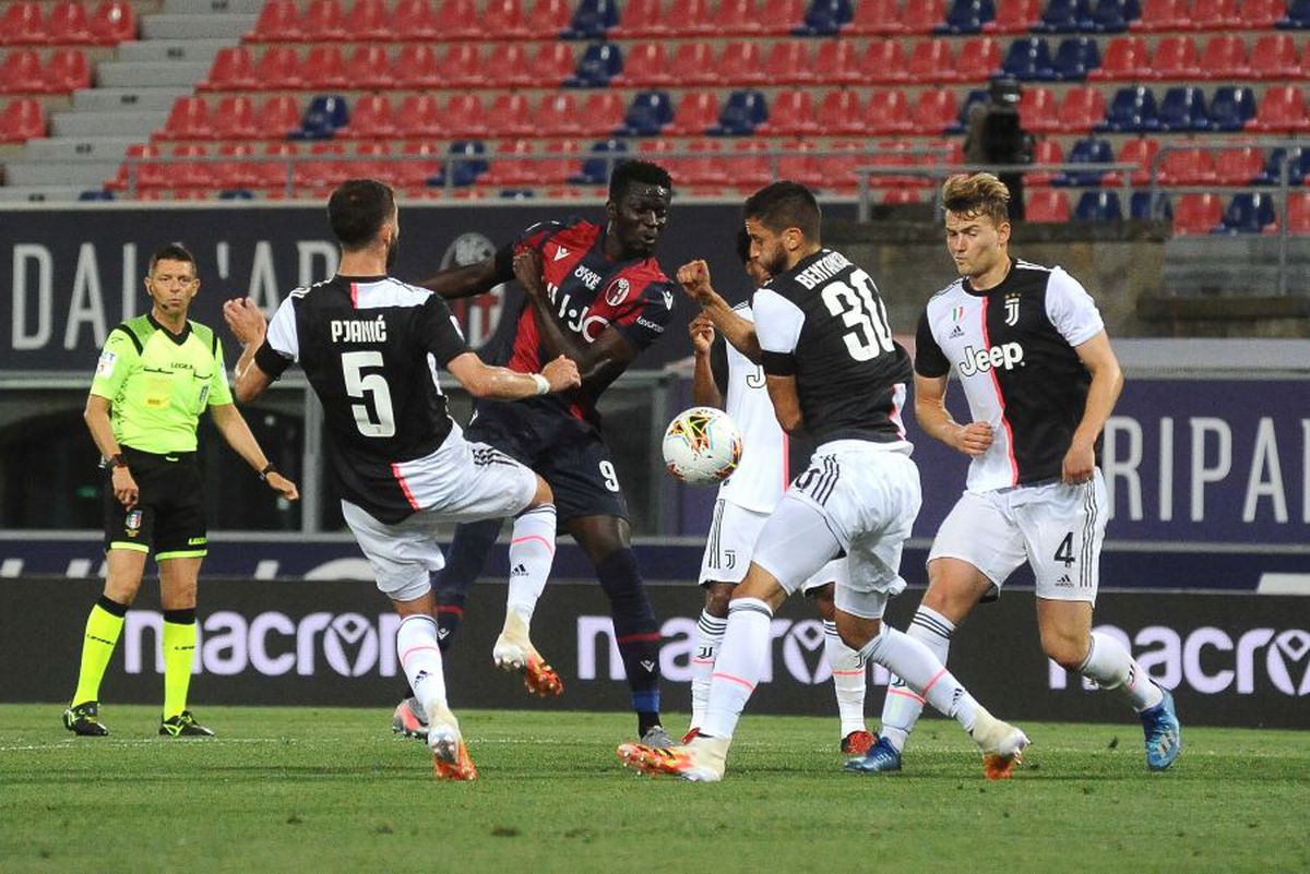 VIDEO + FOTO Juventus, victorie clară cu Bologna! Antrenorul Sarri iese la atac: „Spuneau că se destramă, dar vedem că Juve e pe primul loc!”