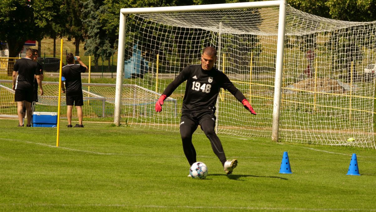 I-a cucerit din 3 antrenamente! Marele secret al lui Mutu la FCU Craiova: așa s-a impus în fața jucătorilor