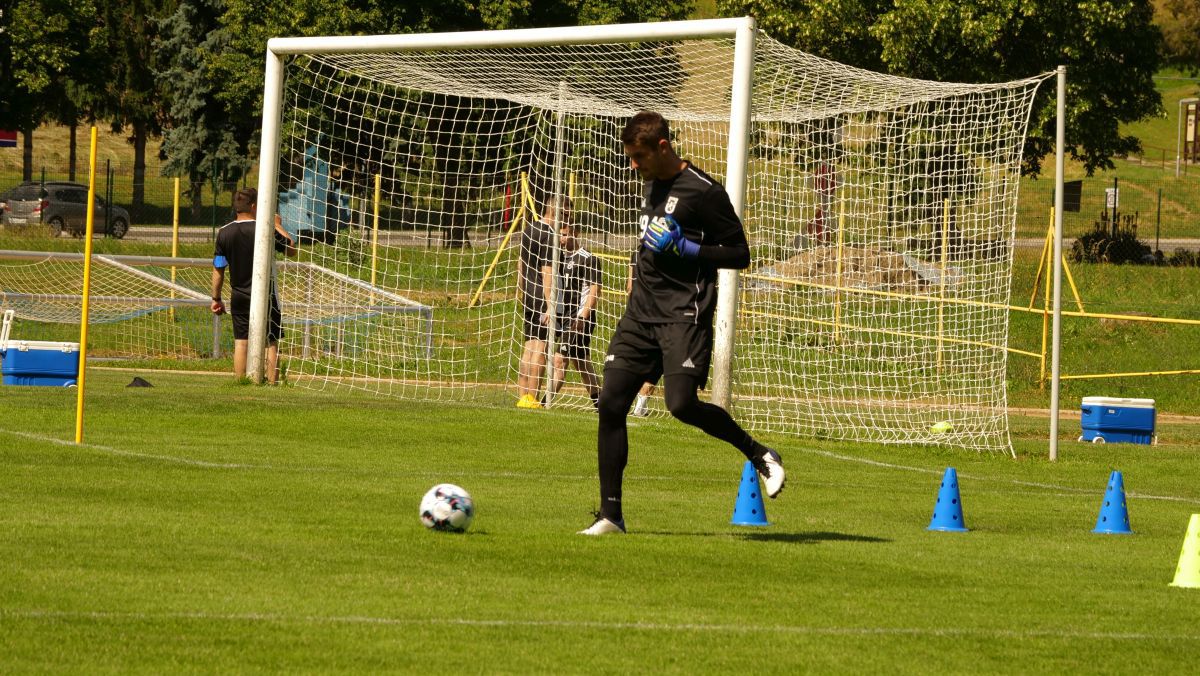 I-a cucerit din 3 antrenamente! Marele secret al lui Mutu la FCU Craiova: așa s-a impus în fața jucătorilor