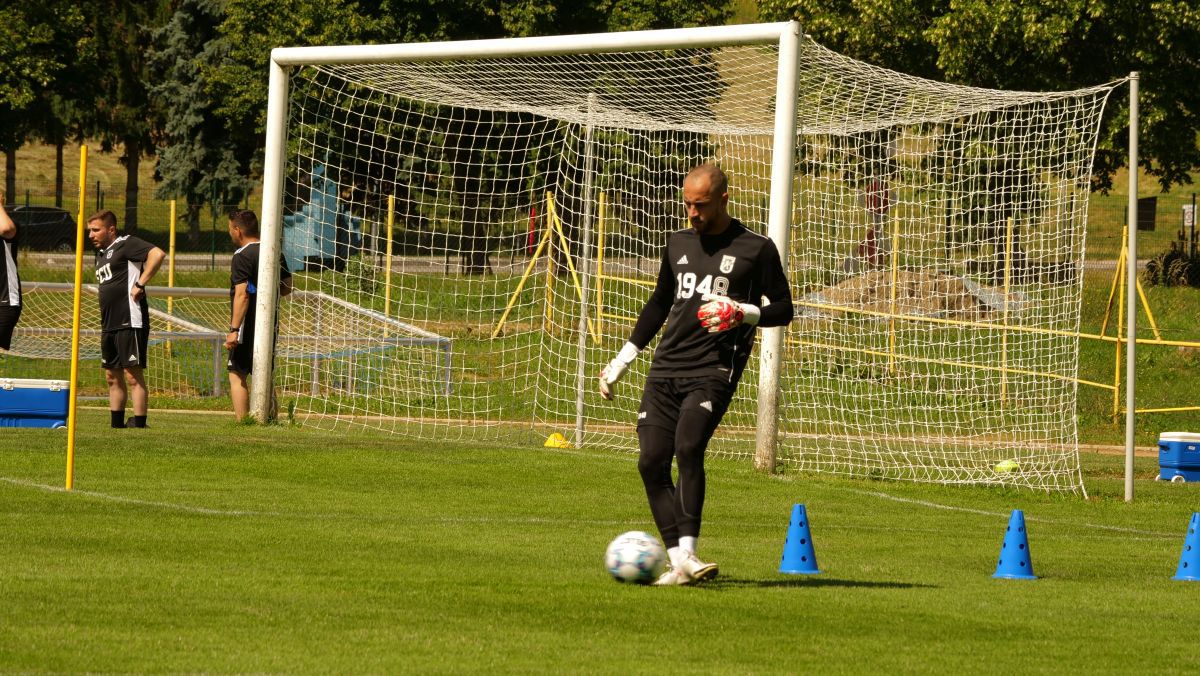 I-a cucerit din 3 antrenamente! Marele secret al lui Mutu la FCU Craiova: așa s-a impus în fața jucătorilor