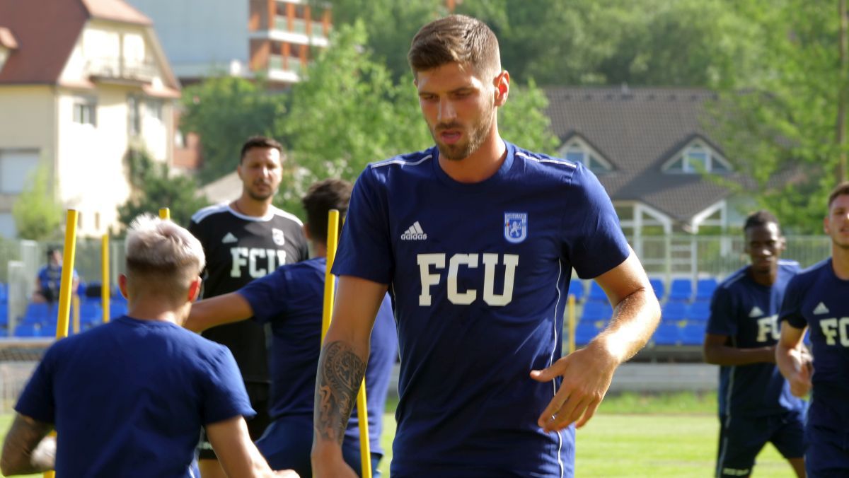 Ultimul transfer reușit de FCU Craiova 1948 a făcut primul antrenament cu echipa + Adrian Mititelu jr a ajuns în cantonament