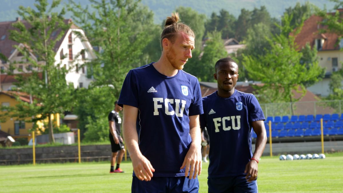 Ultimul transfer reușit de FCU Craiova 1948 a făcut primul antrenament cu echipa + Adrian Mititelu jr a ajuns în cantonament