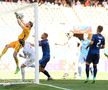 Ai mai văzut așa ceva? Autogol hilar la Euro + moment UNIC în istorie