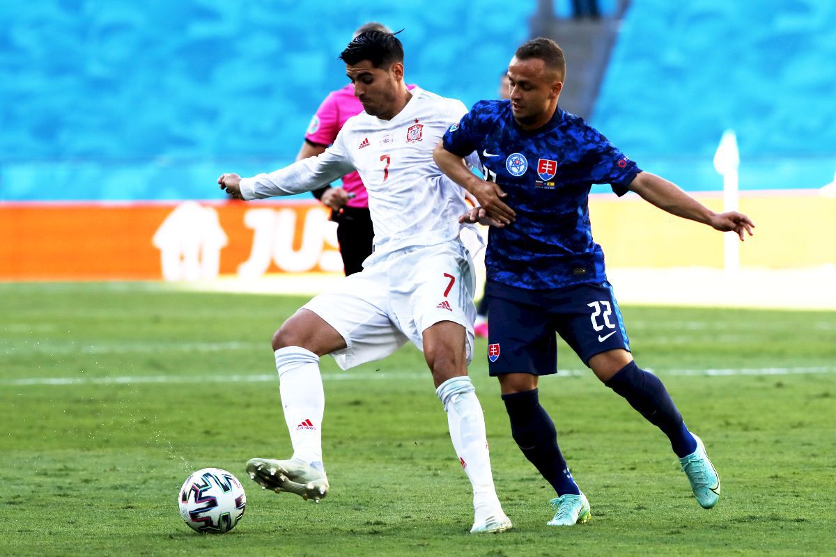 Robert Lewandowski, autorul celei mai mari ratări de la EURO 2020: bară din doi metri!